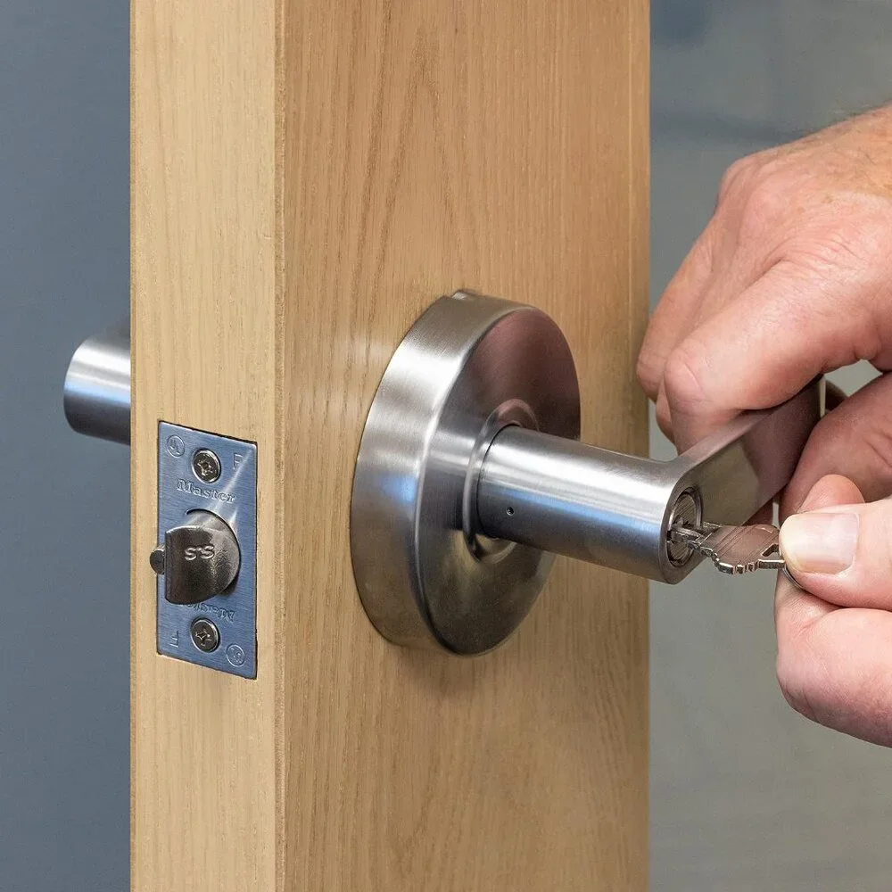 NEW COMMERCIAL HANDLE SET KEYED DOOR HANDLE LEVER LOCK MODEL Y3S0CZ Satin Chrome